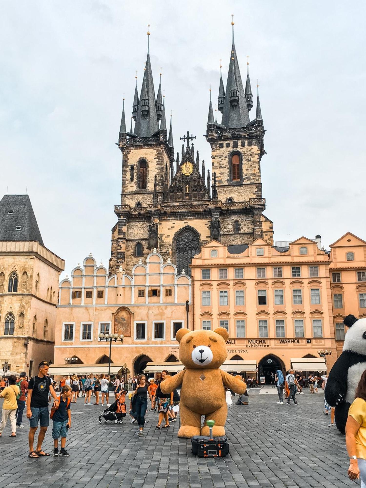 Cozy Homestay At Prague Main Station Екстер'єр фото