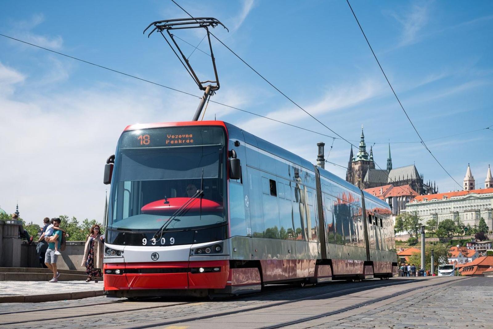 Cozy Homestay At Prague Main Station Екстер'єр фото